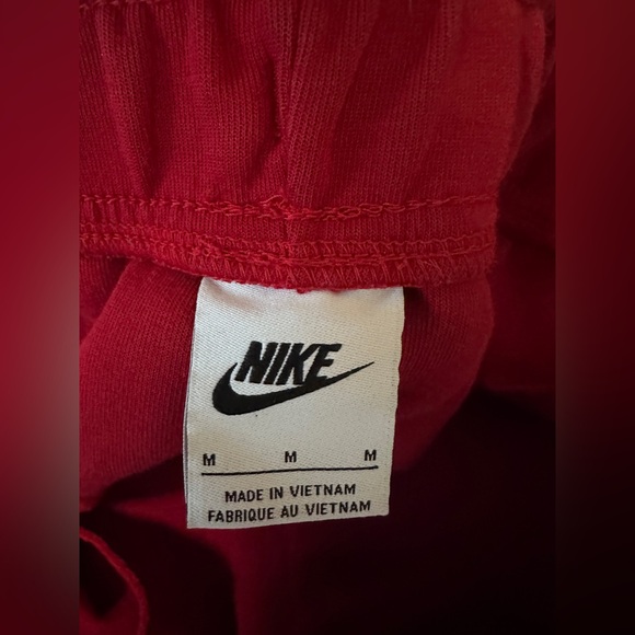Nike Men's red Crimson Joggers with black accents and pockets size medium - Picture 4 of 4